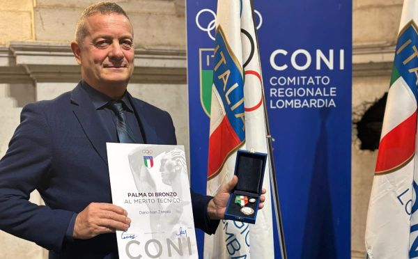 SPORT - Palma di bronzo al Maestro di Karate Dario Zanotti