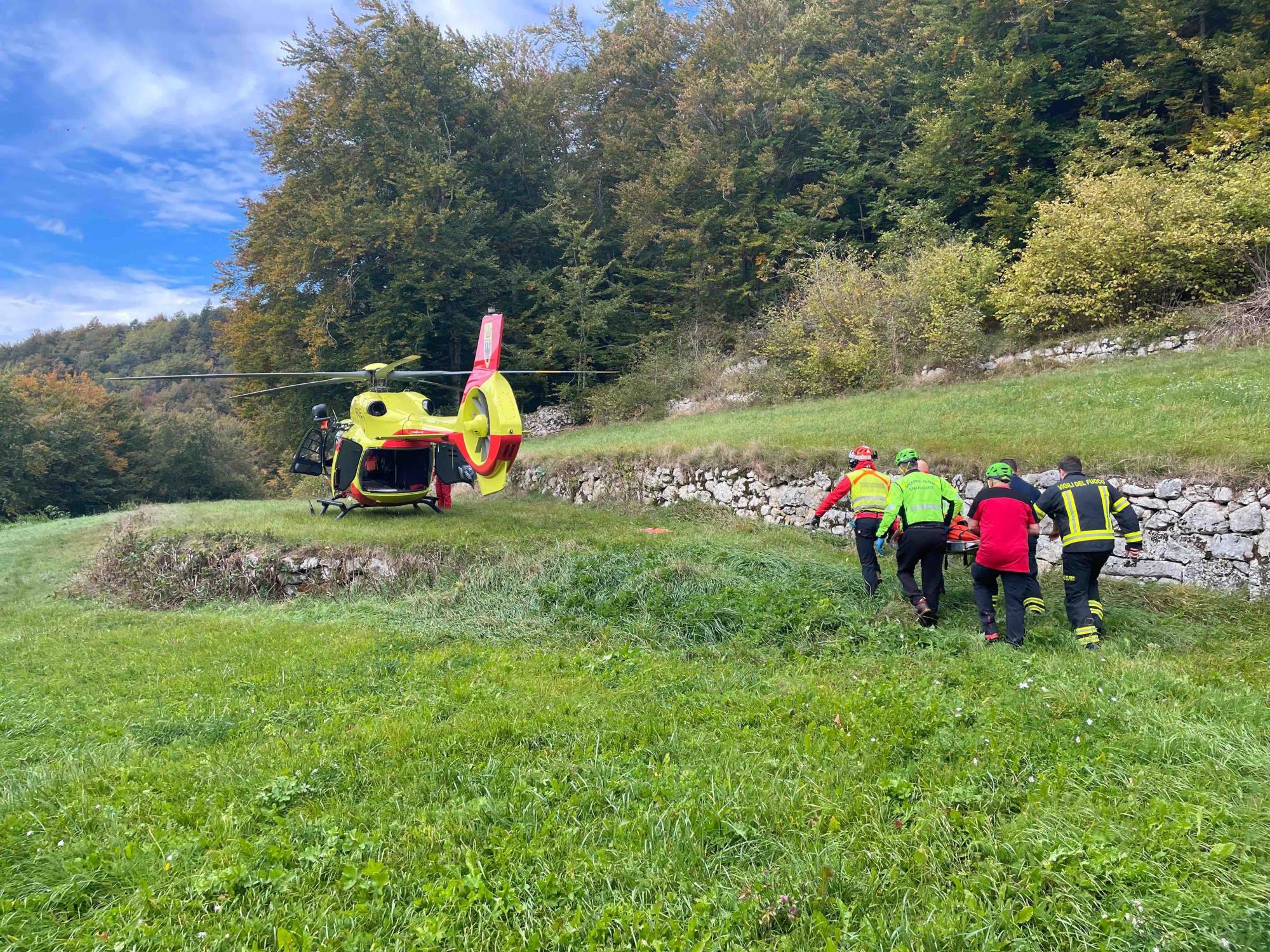 ALPE CIMBRA - Disperso nei boschi di Lavarone, ritrovato dal Soccorso alpino
