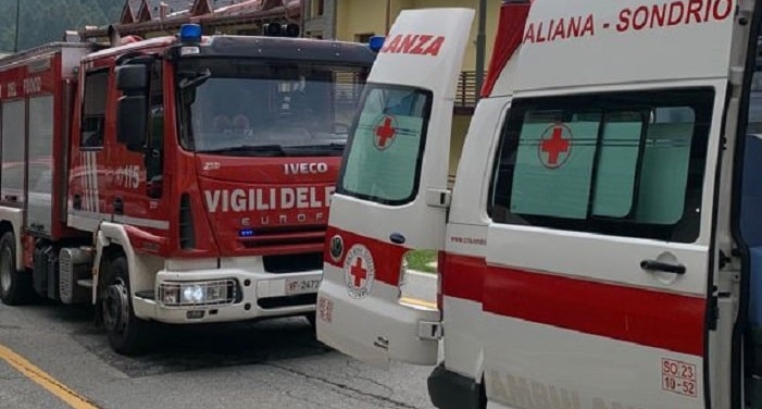 CRONACA - Bus con studenti a bordo finisce in un torrente