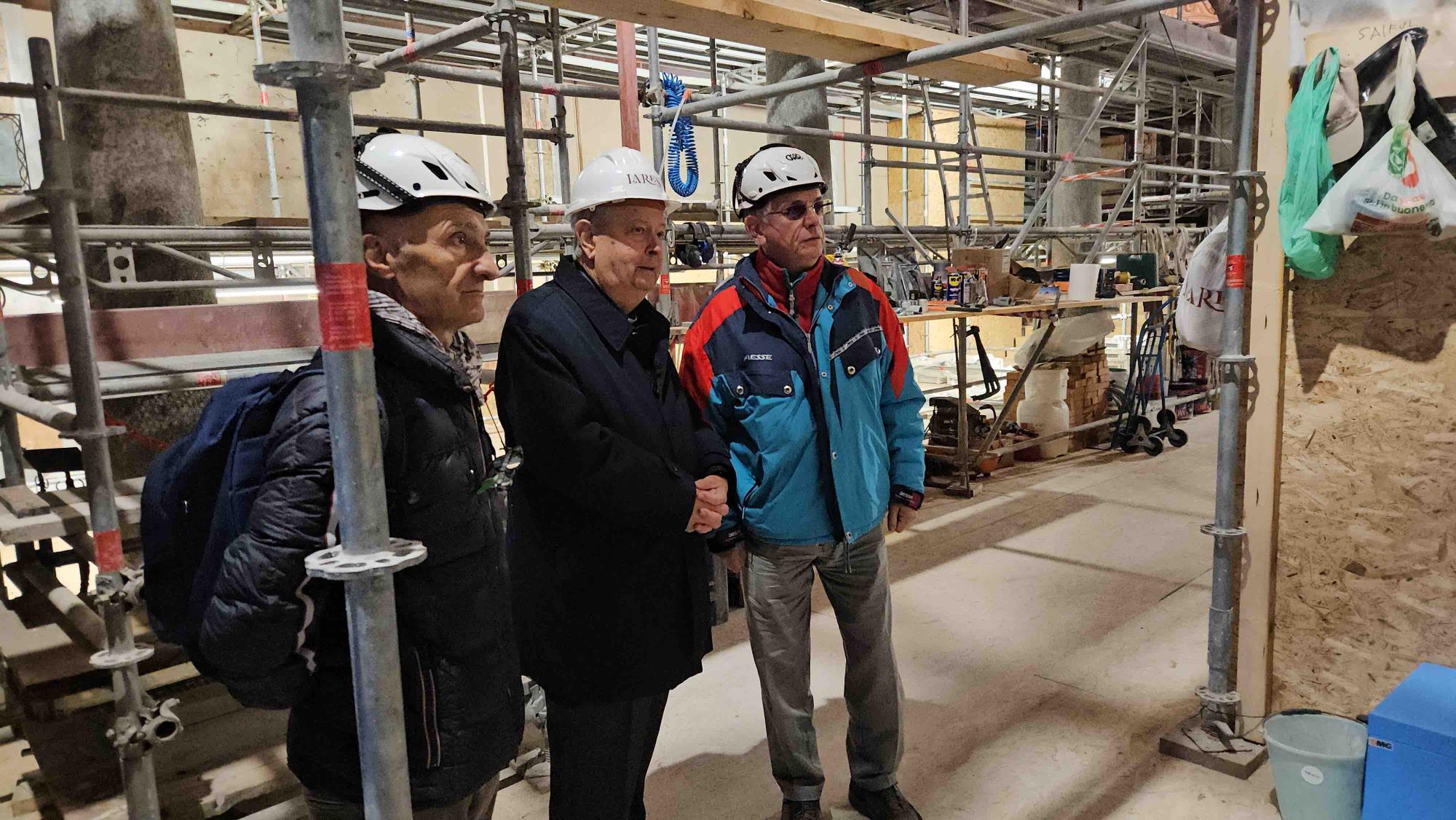 VALCHIAVENNA - Santuario di Gallivaggio, la visita del vescovo Cantoni