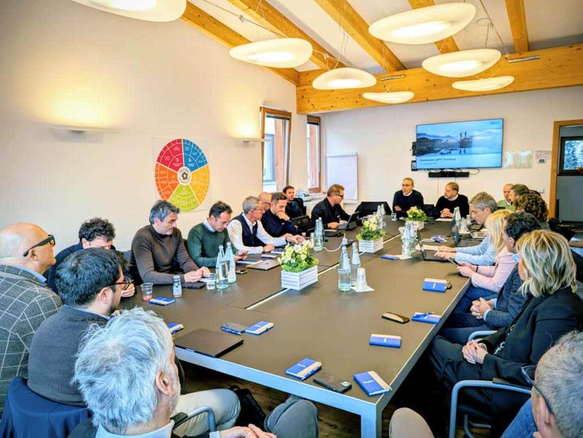 DIMARO - Turismo, ApT riunite a Malè: strategia condivisa e investimenti per il futuro del Trentino
