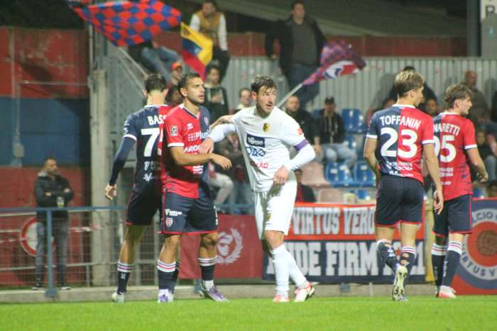 SPORT - Calcio, Serie C: il Trento cala il tris a Verona