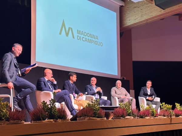 ATTUALITÀ - Turismo e intelligenza artificiale: arrivano gli "agenti virtuali"