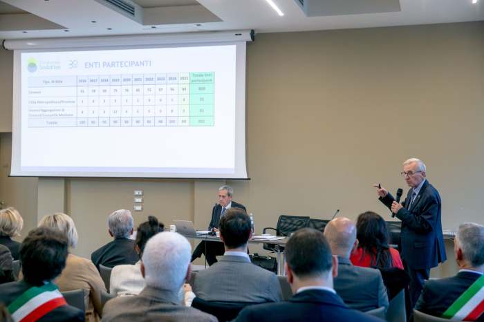 VALLE CAMONICA - Cresco Award: doppio riconoscimento al Comune di Vione