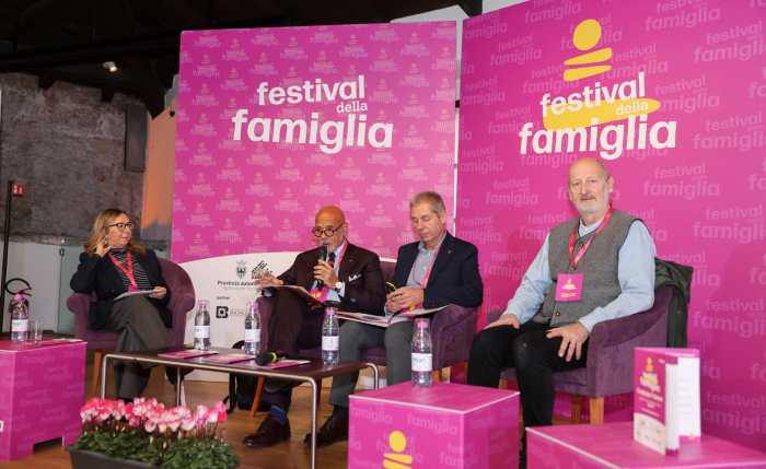 TRENTINO - Il futuro delle seconde generazioni: dialogo su identità e famiglia