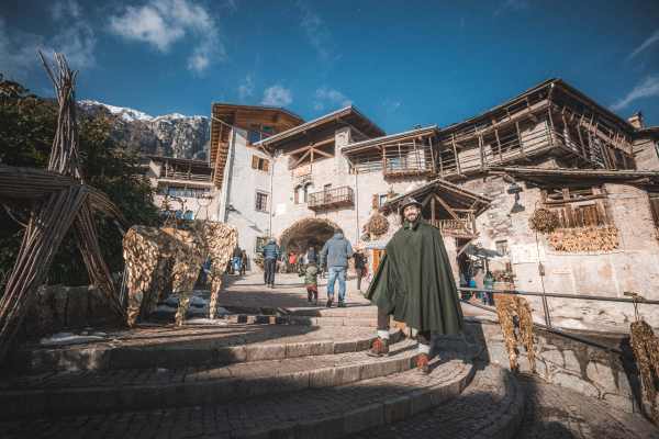 ATTUALITÀ - Tradizioni, luminarie e gusto: il Garda Trentino si prepara al Natale