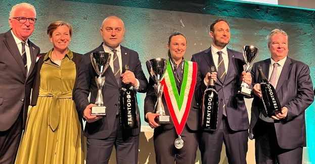 EVENTO - Premio Trentodoc a Ilaria Lorini, miglior Sommelier d’Italia