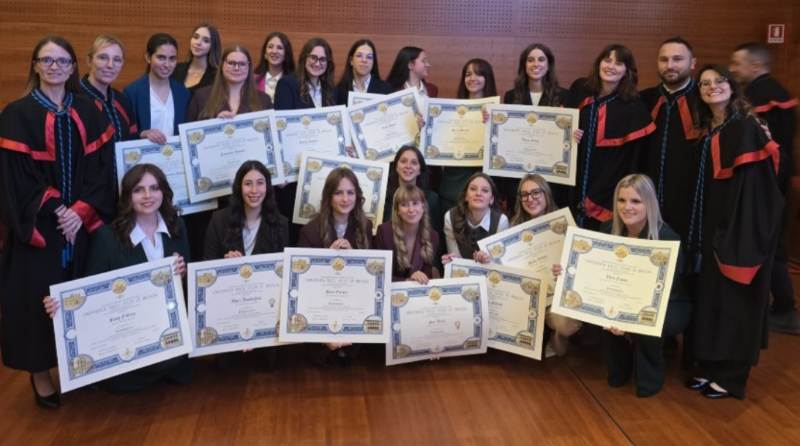 ATTUALITÀ - Valle Camonica: laureate 21 nuove dottoresse in Infermieristica