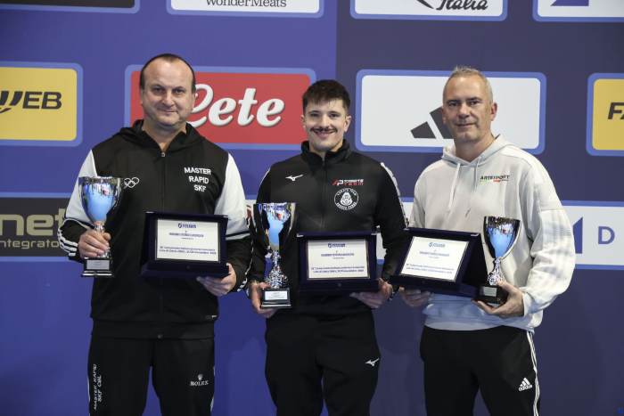 VALLE CAMONICA - Karate: agli Italiani Juniores trionfa la Master Rapid SKF CBL