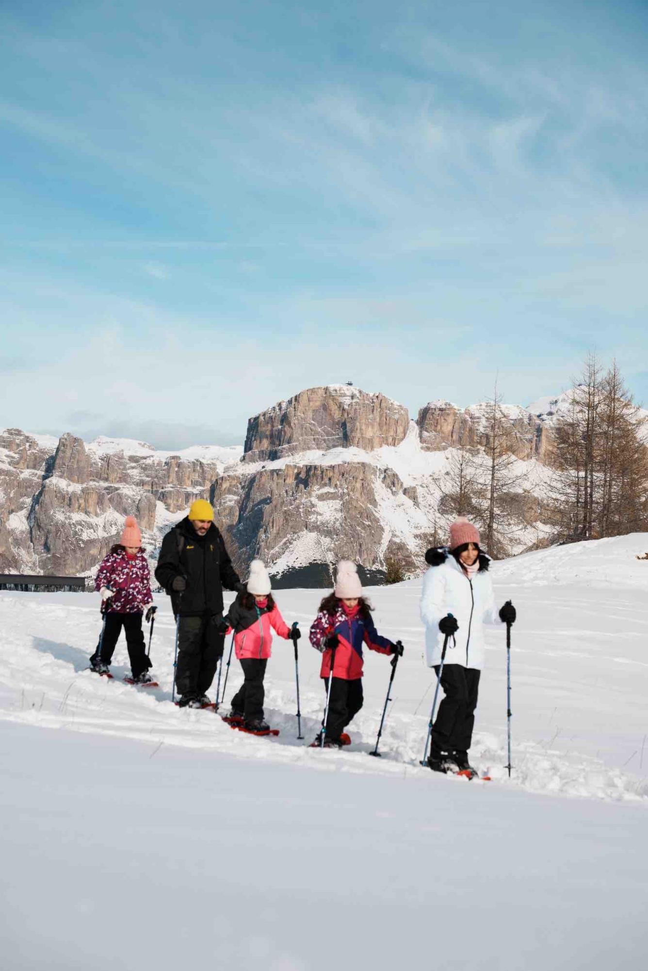VAL DI FASSA - Ciampac, al via la stagione delle ciaspolate guidate