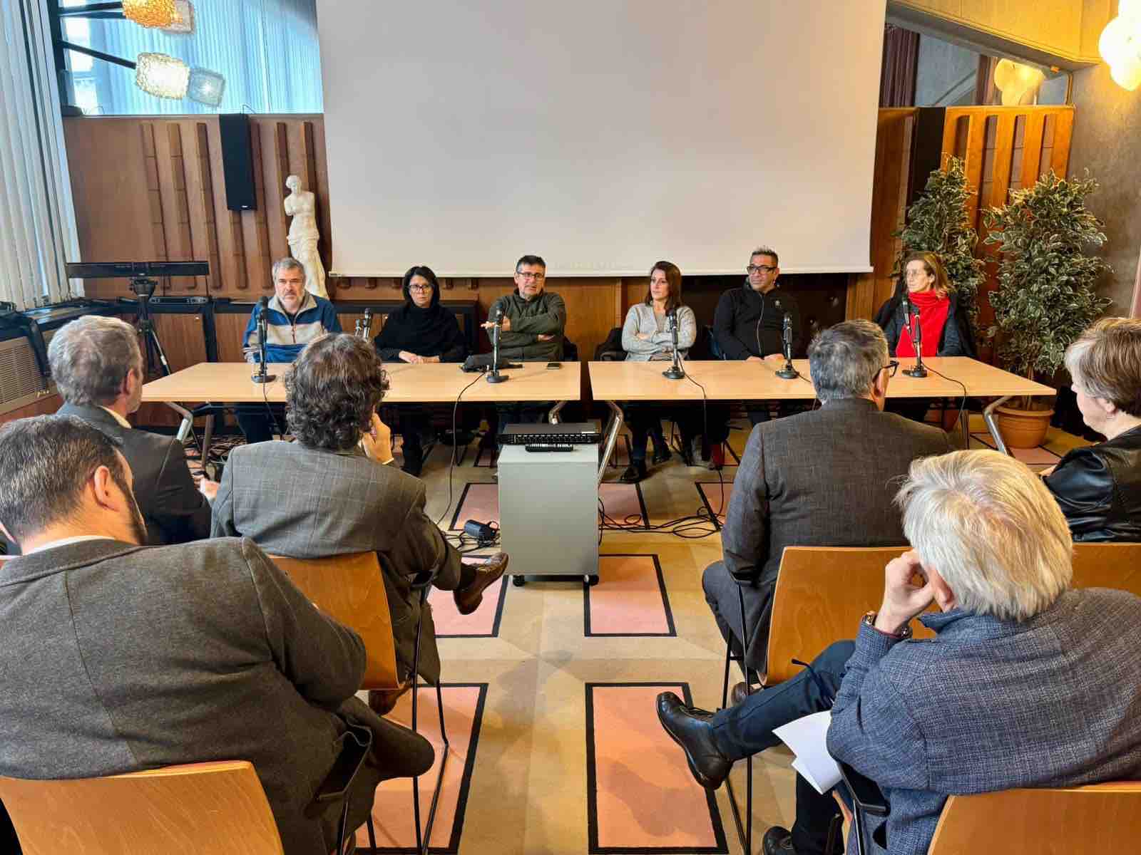 ATTUALITÀ - Vertenza Dolomiti Energia, delegazione sindacale in Consiglio provinciale