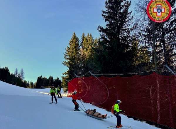 VALLE CAMONICA - Esercitazione e aggiornamento dei tecnici del Soccorso Alpino