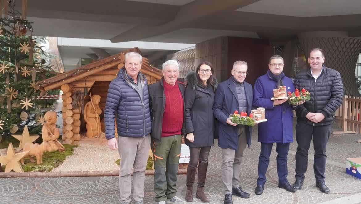 ATTUALITÀ - A Trento il presepe del Lagorai: l’opera dei volontari di Spera accende il Natale