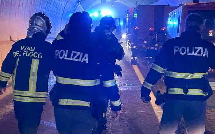 VALTELLINA - Maxi esercitazione interforze nella galleria Tola-Cepina