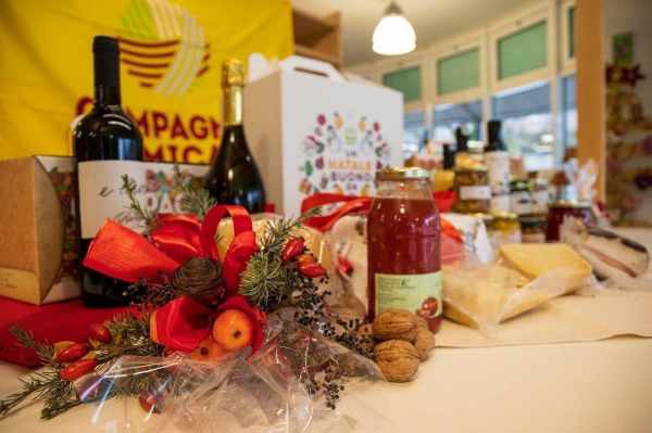 ATTUALITÀ - Natale: un trentino su tre sceglie prodotti enogastronomici