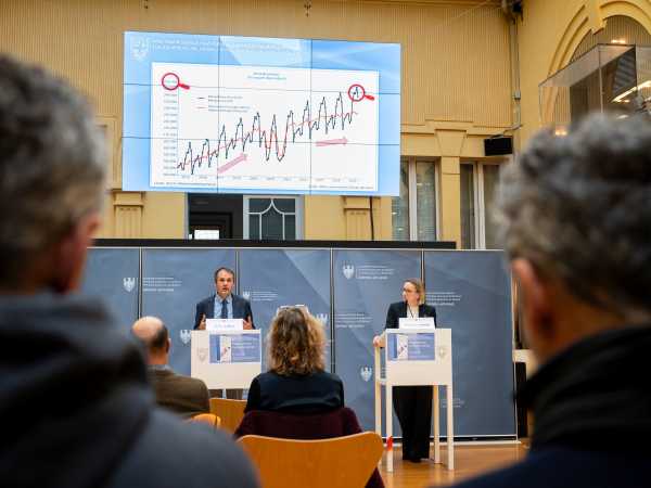 ALTO ADIGE - Mercato del lavoro, in crescita i settori turismo e sociale