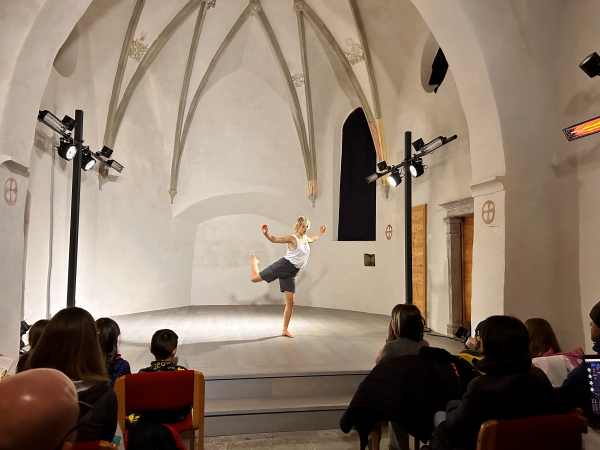 ATTUALITÀ - Termenago, in scena lo spettacolo "En su a l’ert"