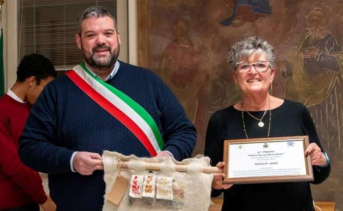 VALLE CAMONICA - Il premio Mites Terram Possident assegnato ad Anna Menolfi
