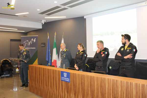 VALTELLINA - I 60 anni del Soccorso Alpino della Guardia di Finanza