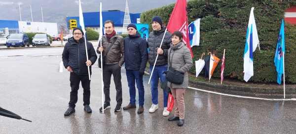 TRENTINO - Cartiere: alta adesione allo sciopero per il contratto