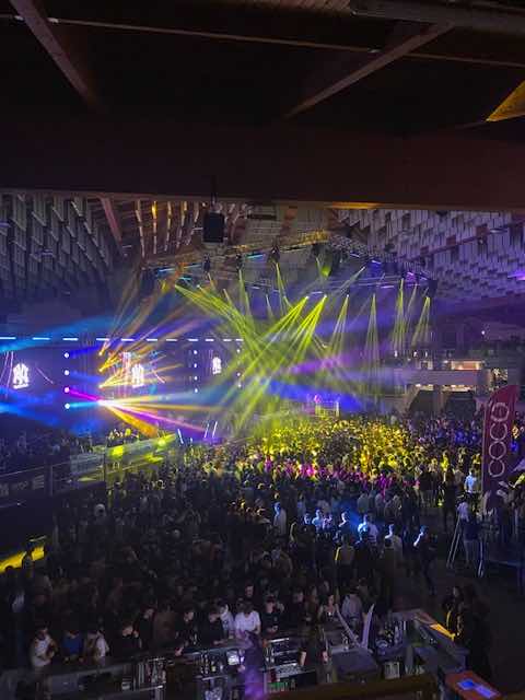 VIDEO - Snow Birth a Ponte di Legno, Palasport pieno per Il Pagante 