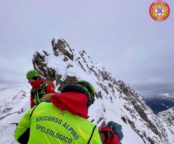 ATTUALITÀ - Soccorso Alpino, esercitazione dei tecnici al Passo del Tonale