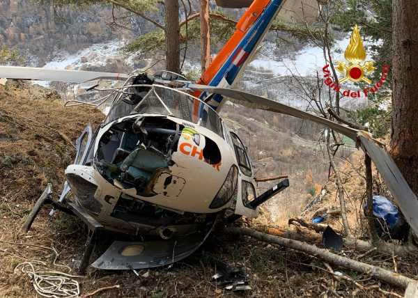 CRONACA - Velivolo precipitato in Valmalenco, il pilota ha evitato una tragedia