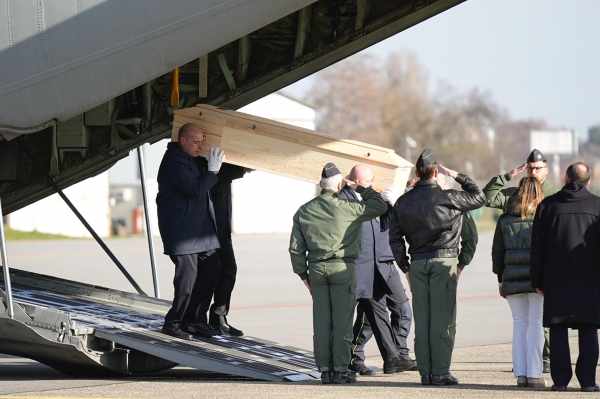 CRONACA - Tragedia di Crans-Montana: rientrate le salme delle vittime italiane