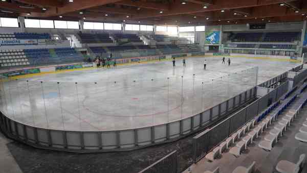 ATTUALITÀ - A Baselga di Pinè gli atleti tornano a danzare sul ghiaccio