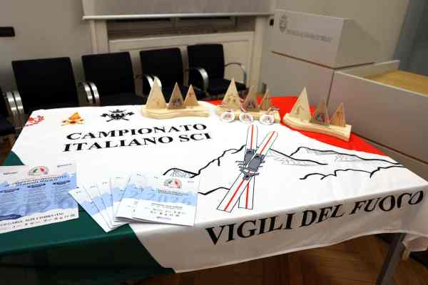 ALPE CIMBRA - A Folgaria il Campionato nazionale di sci dei Vigili del Fuoco