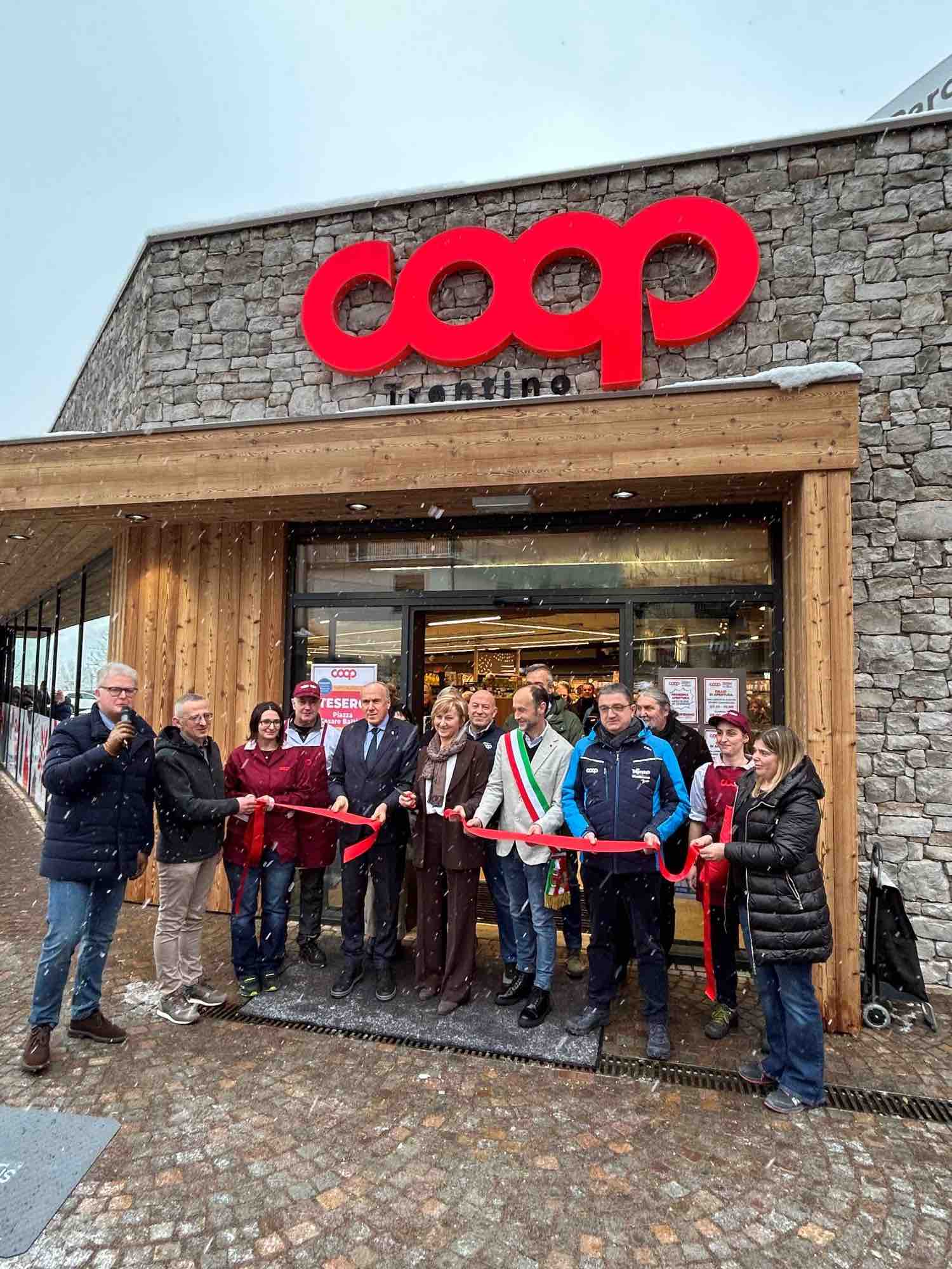 VAL DI FIEMME - Inaugurato il “Coop Trentino” a Tesero