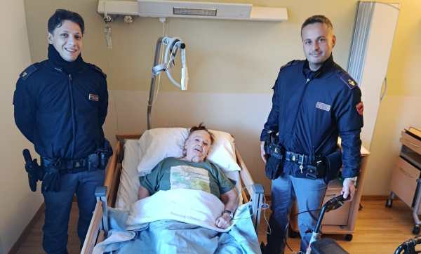 CRONACA - Rubano deambulatore a inferma, identificati e denunciati