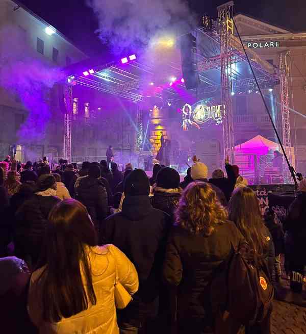 EVENTO - Capodanno in piazza: un successo a Sondrio 