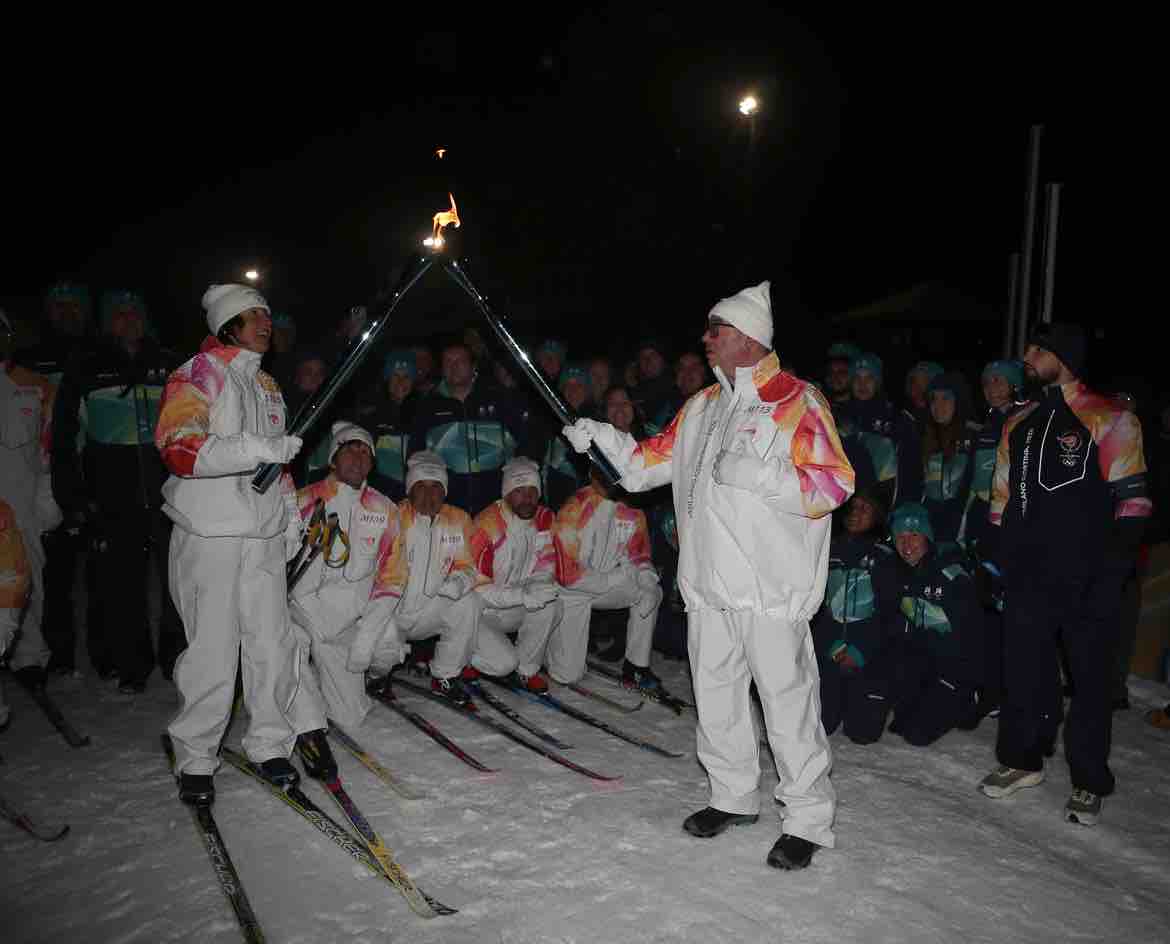 TRENTINO - La fiamma olimpica accolta in val di Fiemme