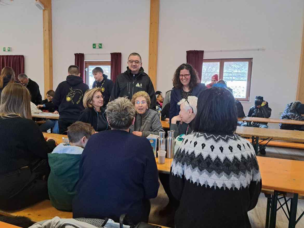 TRENTINO - Operazione bomba: 120 evacuati accolti a Marco di Rovereto