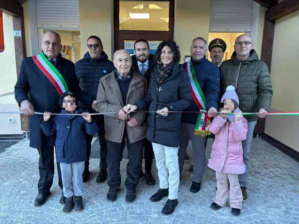 ATTUALITÀ - Ronzo-Chienis, taglio del nastro della rinnovata scuola primaria