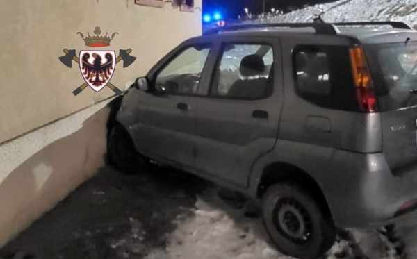CRONACA - Incidente stradale a Celledizzo di Peio, autista miracolato