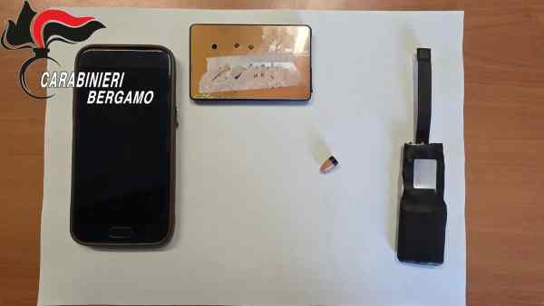 CRONACA - Esame patente di guida truccato, due denunciati per truffa