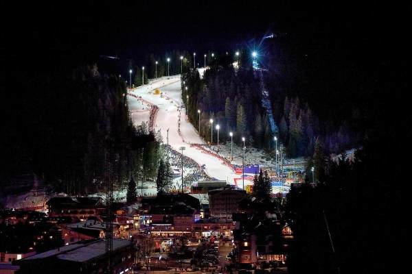 SPORT - Sci, Noel vince lo slalom di Coppa del Mondo a Madonna di Campiglio