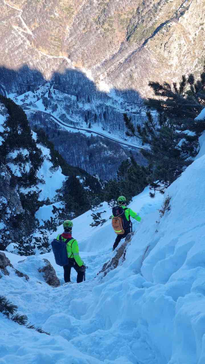 TRENTINO - Sospese le ricerche dell'escursionista al Pian delle Fugazze
