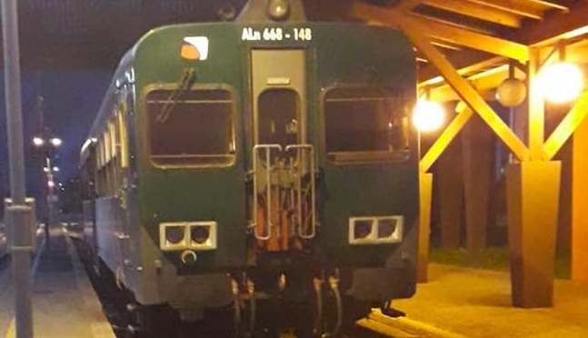 VALLE CAMONICA - Cedegolo: capotreno minacciata sulla linea Brescia-Edolo