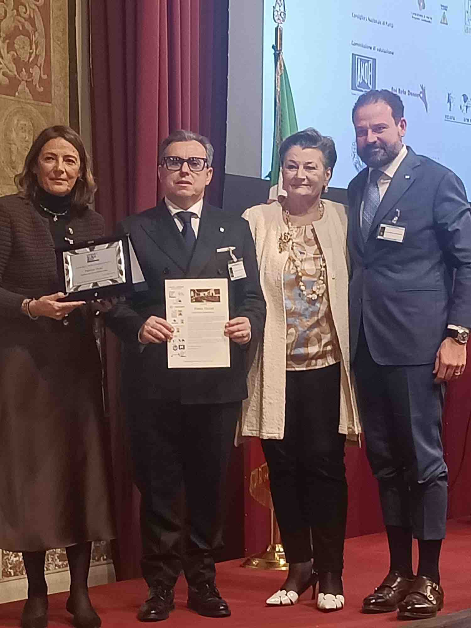 ATTUALITÀ - Confindustria Brescia, riconoscimento “Sustainable & friendly Company” al vicepresidente Vicari