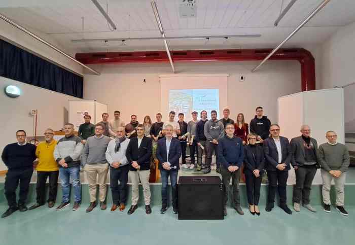 ATTUALITÀ - Trento, consegnati i diplomi a 24 nuovi tecnici specializzati