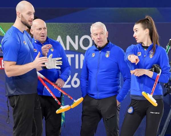 SPORT - Olimpiadi: blackout elettrico al palazzetto di Cortina d'Ampezzo
