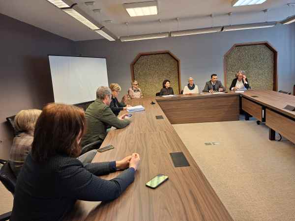 ATTUALITÀ - Trento, Consiglio provinciale: incontro con i sindacati scuola