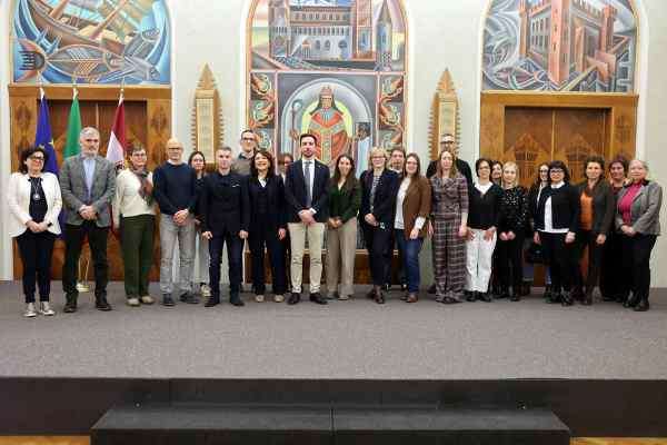 ATTUALITÀ - Trento, il benvenuto a 26 dipendenti provinciali