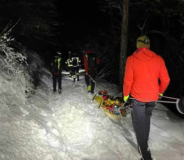 CRONACA - Scialpinista bresciano si infortuna nella discesa da Cima Marzola