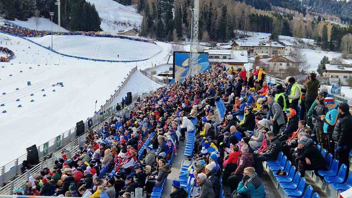 VAL DI FIEMME - Olimpiadi al Lago di Tesero, debutto da medaglia