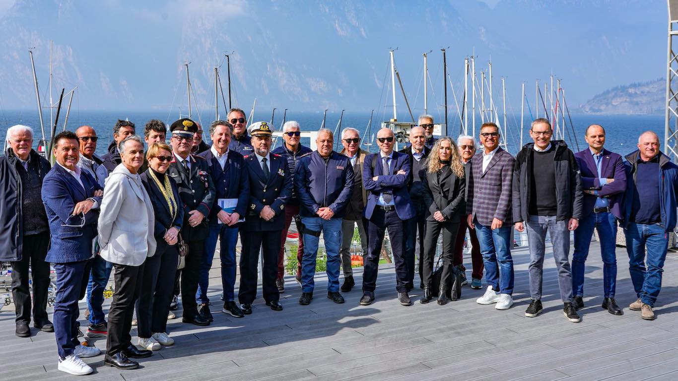 RIVA DEL GARDA - Nel Garda Trentino la vela è per tutte le stagioni