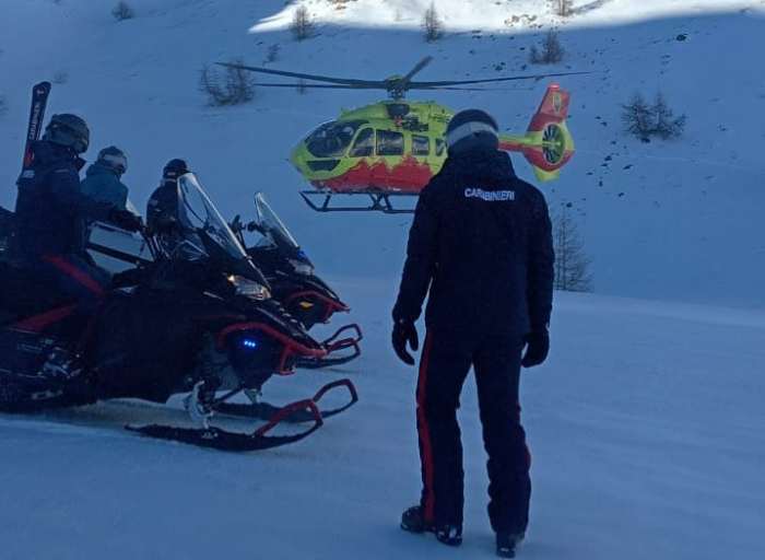 CRONACA - Passo Tonale: sulle piste 130 interventi dei carabinieri